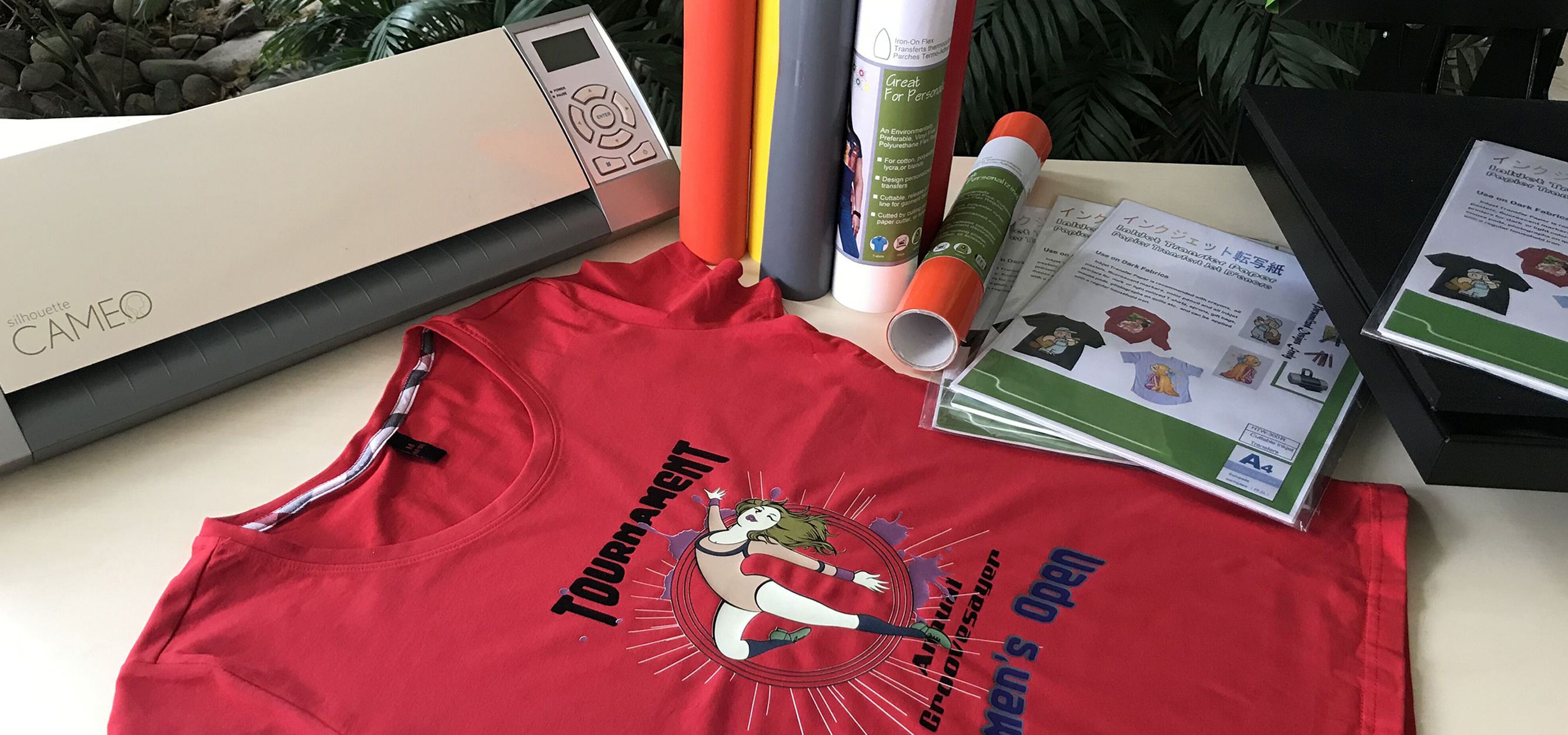 HTW-300R-and-heattransfervinyl-cameo2