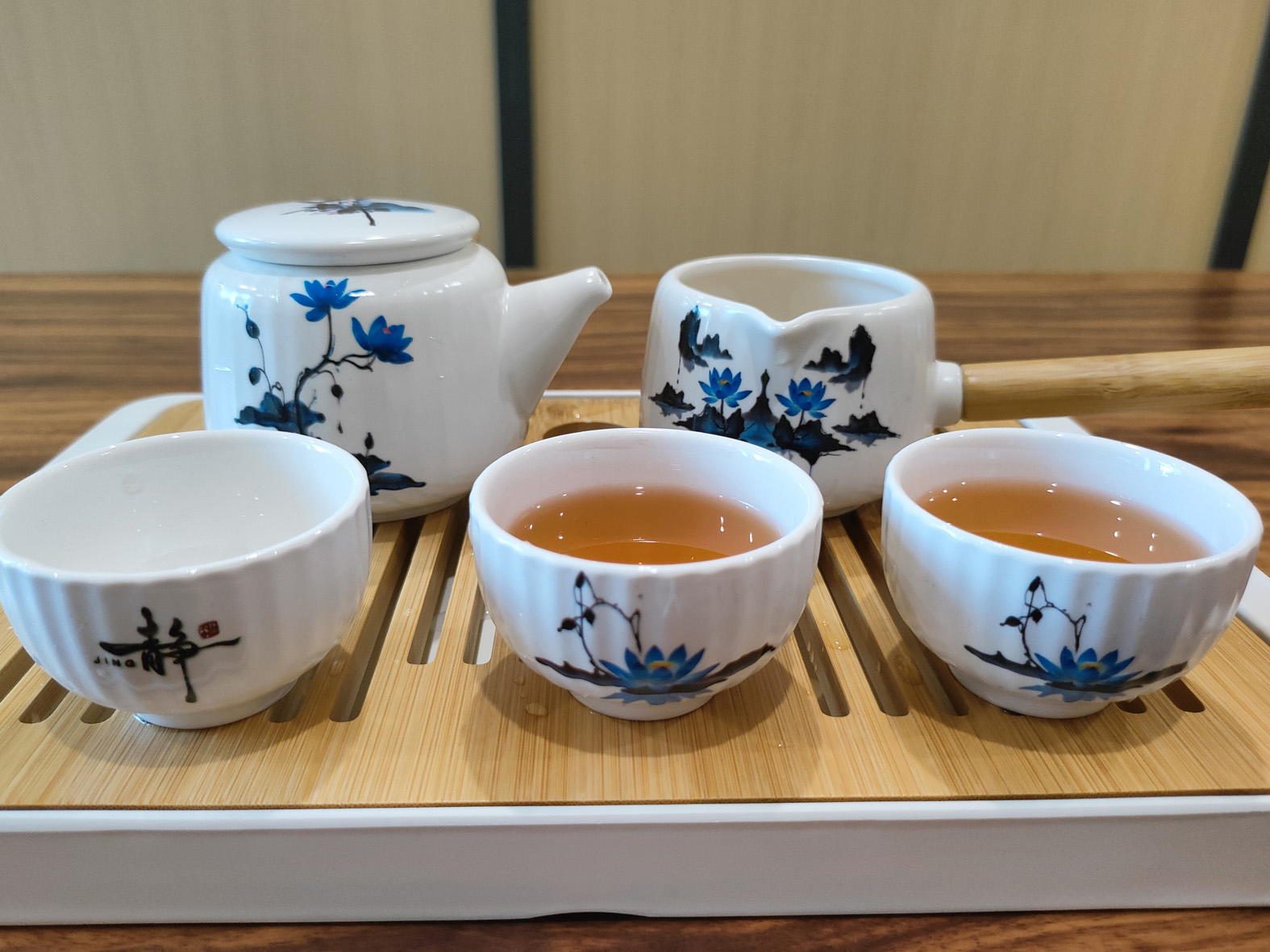 PF-150 ceramic tea cup 01